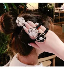 カメリア　大きめ　ヘアゴム ヘアアクセサリー 　オシャレ　かわいい