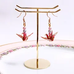 折り鶴　ピンク　ピアス　レジン