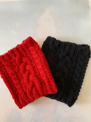 ⭐︎naomi さま専用⭐︎DOG用　ウール　あったか腹巻き【ケーブル模様とメリヤス編みの可愛い暖か腹巻き】　お腹周り21〜27㎝　　赤&黒　可愛い