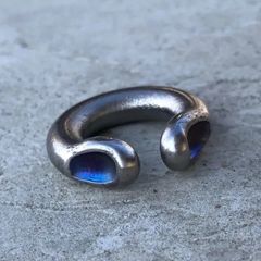titanium ear cuff “blue eyes” イヤーカフ イヤリング アンティーク調