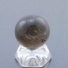 スモーキークォーツ丸玉 31.2mm 42.5g 天然石・置物 煙水晶 厄除け 除障 魔除け 破魔 台座は付属しません