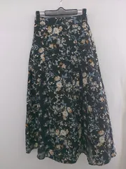 ◇ RETROGIRL レトロガール 総柄 花柄 ロング フレア スカート サイズM ブラック ベージュ系 ブルー系 レディース E  【1306050073513】