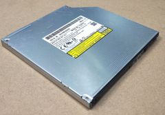 【中古パーツ】複数可 DVDドライブ ノートパソコン用 内蔵DVDスーパーマルチ 厚さ9.5mm SATA RW■UJ8C2 ベゼル無し