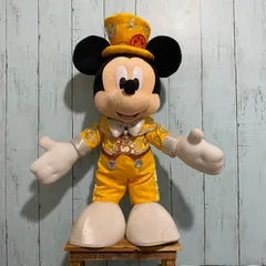 ミッキーマウス 30周年 (ハピネス・イズ・ヒア) 特大 ポージング ぬいぐるみ 東京ディズニーリゾート限定