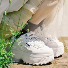 F04250125 / WFW22044125 ディスラプターII ウェッジ ホワイト/F ネイビー/F レッド 【レディース メンズ ユニセックス 厚底 スニーカー Y2K FILA】