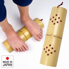 青竹踏み 国産 木製 足裏 足つぼ マッサージ器 足ツボ イボイボ 効果 足の裏 竹製 日本製 健康 促進 気持ちいい 竹踏み 昔ながら 素足 腰 【gto-870901】