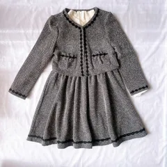 美品 MY FAVORITE  マイフェイバリット 女の子 子供用 スーツ ワンピース 130㎝ ホワイト グレー リブニット ハイネック かわいい 卒園式