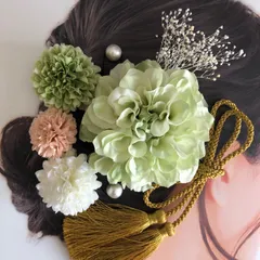 和装　髪飾りセット(かすみ草つき、ライトグリーン)