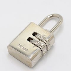 極美品 FENDI シルバー 南京錠 ネックレス 鍵付 フェンディ カデナ 56