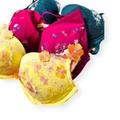 S-23 ≪レディース≫　アモスタイル　バイ　トリンプ　下着　ブラジャー 当店おまかせセレクト福袋　第9弾　３点セット　早いもの勝ち！　サイズが合えばお得セット！　D70　まとめ売り