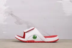 【今日特価】Air Jordan 13 エアジョーダン 13 代 684915-121 ホワイトレッド スリッパ