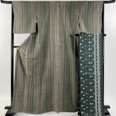 小紋 身丈165.5cm 裄丈66.5cm M 袷 大久保玄才 袋帯セット 落款 縦縞 地紋 灰緑 正絹 美品 名品 【中古】