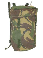 超希少 オランダ軍バックパック 35 L ポーチ付き - メルカリ