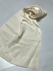 【中古】 帯揚げ 正絹 礼装用 留袖用 草花の地紋 白無地 