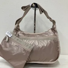 5338 LeSportsac レスポートサック　ショルダーバッグ　クラシックホーボー　レディース　ポーチ付き　タグ付き　無地　軽量　肩がけ　斜めがけ　紐調節可能　MOON BLUSH LIGHTNING　ベージュ系　ピンクベージュ系　光沢　シャイニー