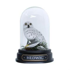 Harry Potter Hedwig フィギュア ディスプレイケース付 - メルカリ
