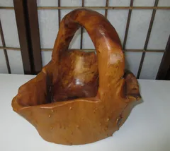 R081 天然木 バスケット 木製かご 一本彫 （花籠） Used・美品
