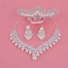 クリスタル　パール　ティアラ・ネックレス・ピアス3点セット　ブライダルジュエリー