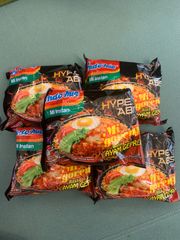 激辛ミーゴレン　インドミー　インスタント麺