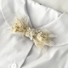 3way𓂃𓂂𓏸 ドライフラワー ベビー蝶ネクタイ 06 / ホワイト×アイボリー フラワーヘアアクセサリー ヘアクリップ / ハンドメイド キッズ蝶ネクタイ / フラワーブローチ コサージュ 髪飾り / 浴衣 七五三 着物 被布飾り 帯飾り