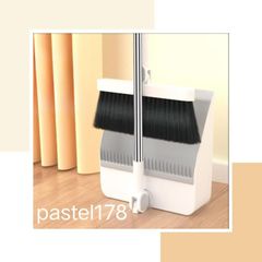 くし付き ちりとり ほうき セット 掃除 自立 箒 塵取り 折りたためる スタンド 立つ 清掃 用具 便利 ベランダ おしゃれ 犬 猫 毛 屋外 室内