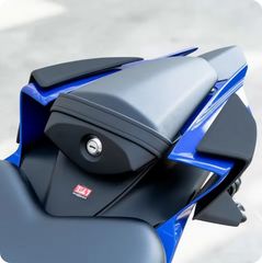 ランブレッタ V125 V200 スペシャル リアバンパー PO ランブレッタ V125 V200 リアバンパー 受注製造 - メルカリ