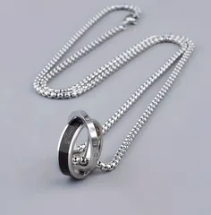 ネックレス　メンズ　　フォーマル　ニッチ　ステンレススチール　シルバーカラー　スタイリッシュ　ダブルリング　高品質　父の日　記念日　誕生日　ギフト