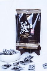 大白兎梅あめ 128g（クリームプルーンキャンディー）WHITE RABBIT 梅 ウメ 懐かしい 大白兔 话梅糖 中華物産 中華菓子 上海 お土産 中国 お菓子