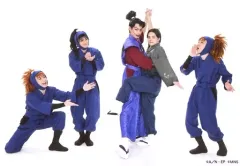 【中古】生写真(男性) 集合(5人)/横型・全身・センター進藤.青島・周り忍術学園五年生キャスト・キャラクターショット/「ミュージカル『忍たま乱太郎』第9弾再演 ～忍術学園陥落!夢のまた夢!?～」ブロマイド2セット購入特典