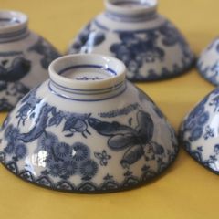 1】古伊万里 染付 蓋付き飯碗 4客 吉祥紋 手描き - メルカリ