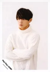 【中古】生写真(ジャニーズ) Hey! Say! JUMP/山田涼介/上半身・衣装白・腕組み・体左向き・目線左・背景白/16-17冬 コンサートグッズ撮影/公式生写真