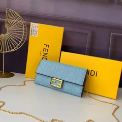 【今日特価】F8MO258 バゲット ロングウォレット, ブルー, 取り外し可能なショルダーストラップ付き, 高級ナパレザー使用！[本日特価|新品未使用品]
