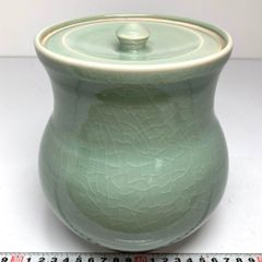 鈴木三成 青瓷 水差し 蓋つき 鈴木三成 青瓷 水差し 蓋つき - メルカリ