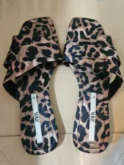 ZARA(ザラ) サンダル