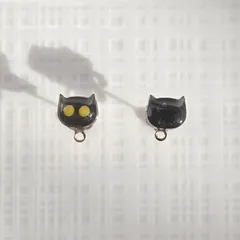 ハンドメイド 黒猫 ぷっくり レジン ピアス