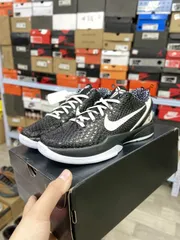 2024年最新】kobe6 nikeの人気アイテム - メルカリ