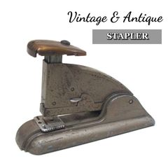 ホチキス ステープラー U.S.A 米国 1950s スチール文具 事務用品 鉄 アールデコ調 オールド ビンテージ アンティーク インテリア 雑貨 ディスプレイ