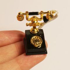 Item thumbnail for item 90a39de9-cca0-4c08-8e8d-41275a20f5c3