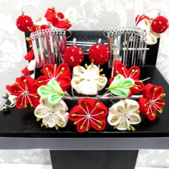 髪飾り・かんざし つまみ細工 丸つまみ 勝山かんざし 3点セット 赤 白 金 銀 女児用 和装 ヘアセット 七五三 お正月 ひな祭り 未使用品