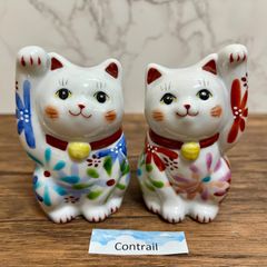 ☆【縁起物】九谷焼・招き猫・陶器製・日本製 Lucky Cat 九谷焼】招き猫 4号 白盛 右手 金運招福 縁起物 Maneki Neko