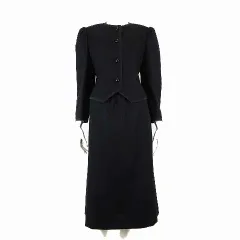 2026年最新】GIVENCHYノーカラージャケットの人気アイテム - メルカリ