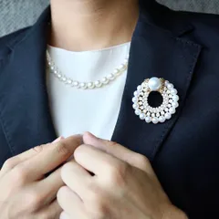 パールとキュービックジルコニアのブローチ　フォーマル　入学式　卒業式　オケージョン　パーティ　発表会　結婚式　ドレス　セレモニー　冠婚葬祭 発表会　七五三