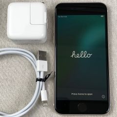 【SIMロック解除済】Apple iPhone SE 第3世代（A2782）GSM+CDMA 64GB Starlight/SP-251033（350041）