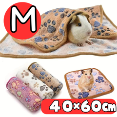 小動物 ブランケット ペット ハムスター モルモット ウサギ 寝具 フリース 足跡デザイン ハート 洗える 洗濯 軽量 冬 暖かいマット かわいい 快適 ギフト 爬虫類 トカゲ M