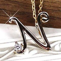 Mジュエリー　イニシャルジュエリー　ダイヤモンド　18金　トップのみ Mジュエリー イニシャルジュエリー ダイヤモンド 18金 トップのみ