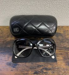 CHANEL シャネル サングラス ブラック/ホワイト ココマーク スモークグラス