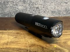 CATEYE VOLT1700 本体 自転車用ヘッドライト - メルカリ