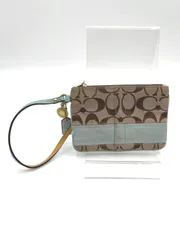 ⭐︎未使用⭐︎ COACH コーチ　アクセサリーポーチ　ミニバッグ　シグネチャー 2025年最新】COACH コーチ シグネチャーアクセサリーポーチの