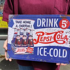 大きめサイズ　エンボスサイン◆ペプシコーラ　ブルー◆ブリキ看板　アメリカンガレージ　ダイナー