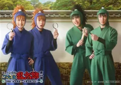 【中古】生写真(男性) 吉田翔吾(不破雷蔵)・久下恭平(鉢屋三郎)・坂垣怜次(七松小平太)・新井雄也(中在家長次)/キャラクターショット/「ミュージカル『忍たま乱太郎』第14弾 五年生!対 六年生! ～お宝を探し出せ!!～」物販購入特典ブロマイド